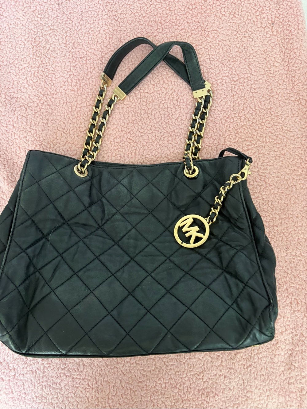 Large Michael kors quilted shoulder handbag